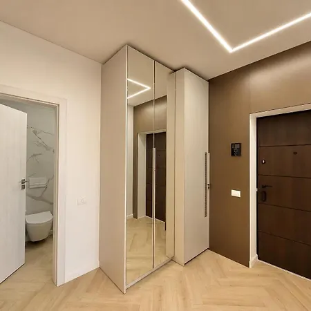 Tampa View Luxury Jacuzzi * Brasov